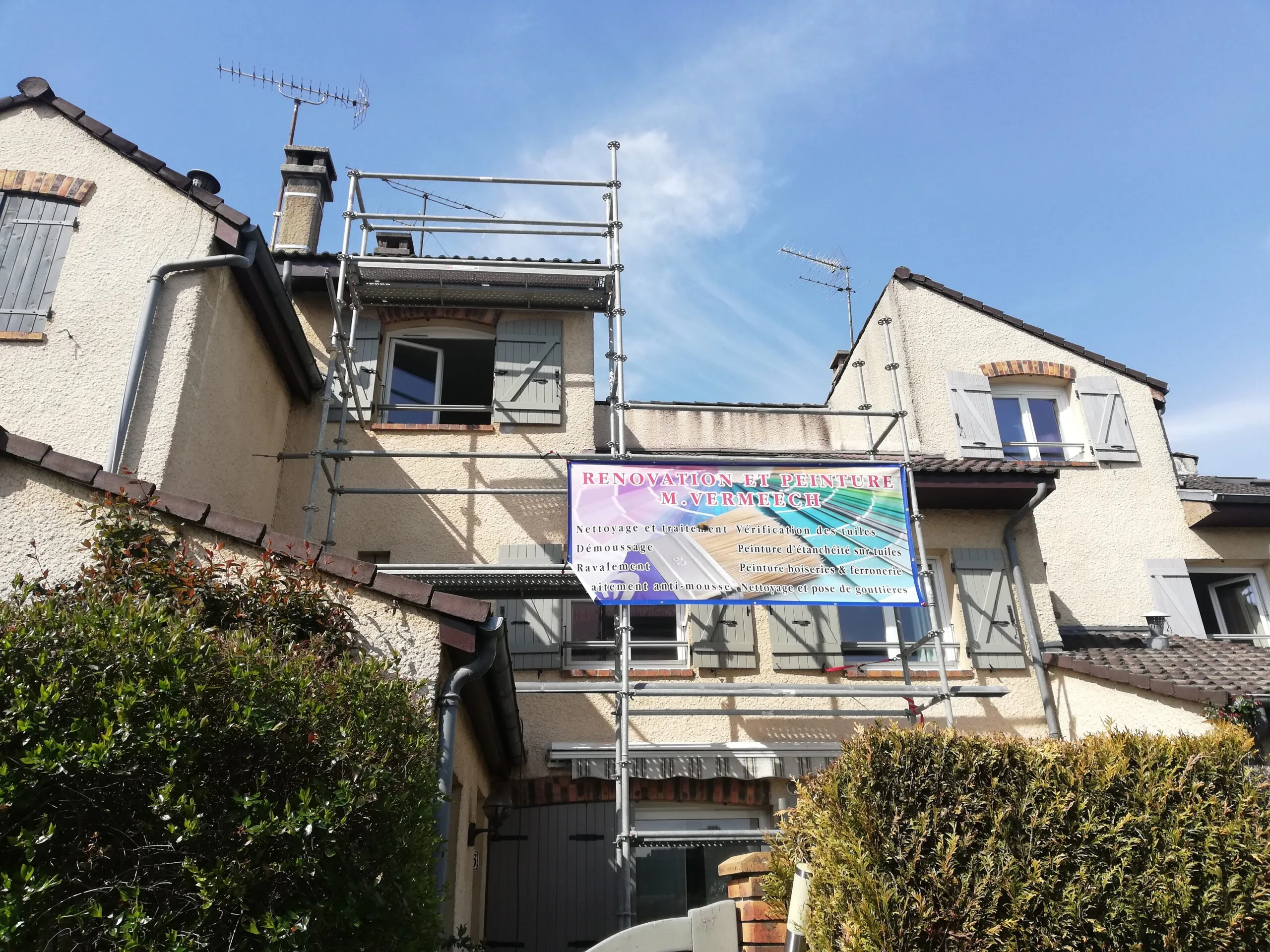 Toiture rénovée avec des matériaux durables à Chambly