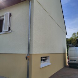 Chantier peinture extérieure propre et rapide