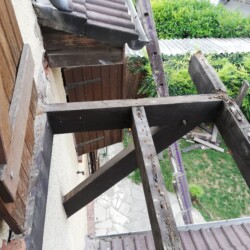 Peinture pour façade fissurée